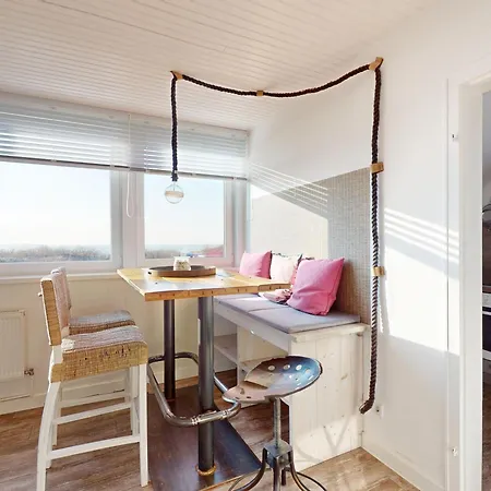 Surfbude 02 * Utersum