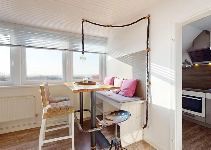 Surfbude 02 * Utersum